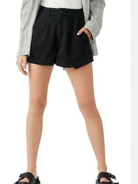 Free People Billie Chino Shorts, black size 8